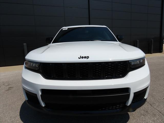 new 2024 Jeep Grand Cherokee L car, priced at $45,275