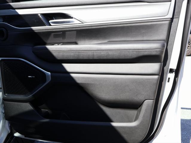 new 2025 Jeep Wagoneer L car, priced at $73,435