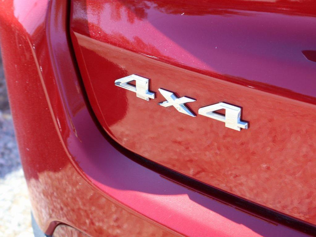 used 2025 Jeep Compass car, priced at $25,999