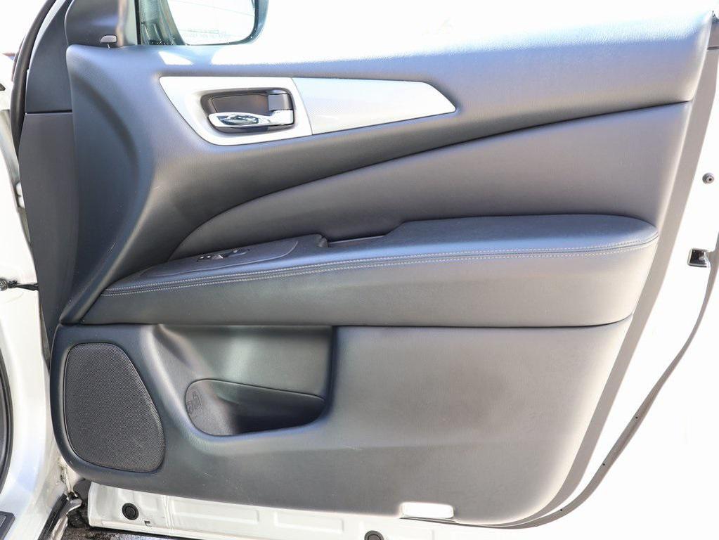used 2020 Nissan Pathfinder car, priced at $17,499