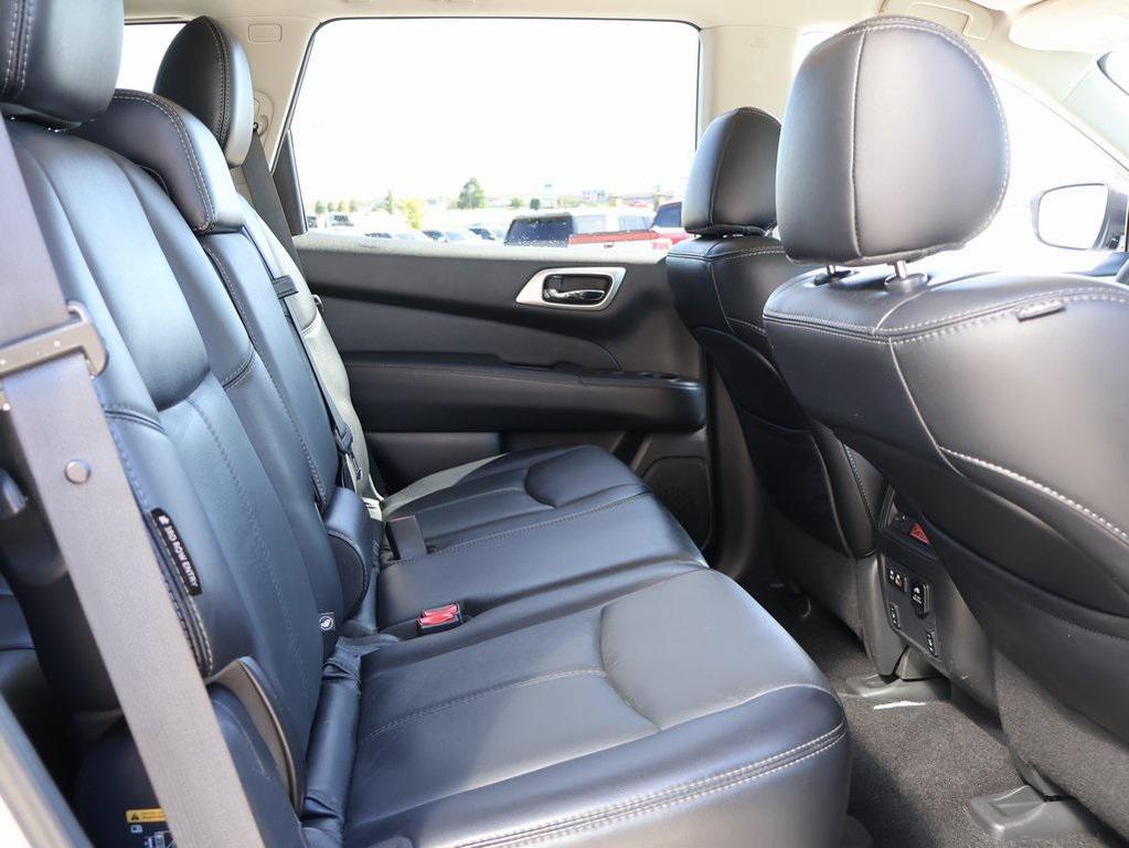 used 2020 Nissan Pathfinder car, priced at $17,499