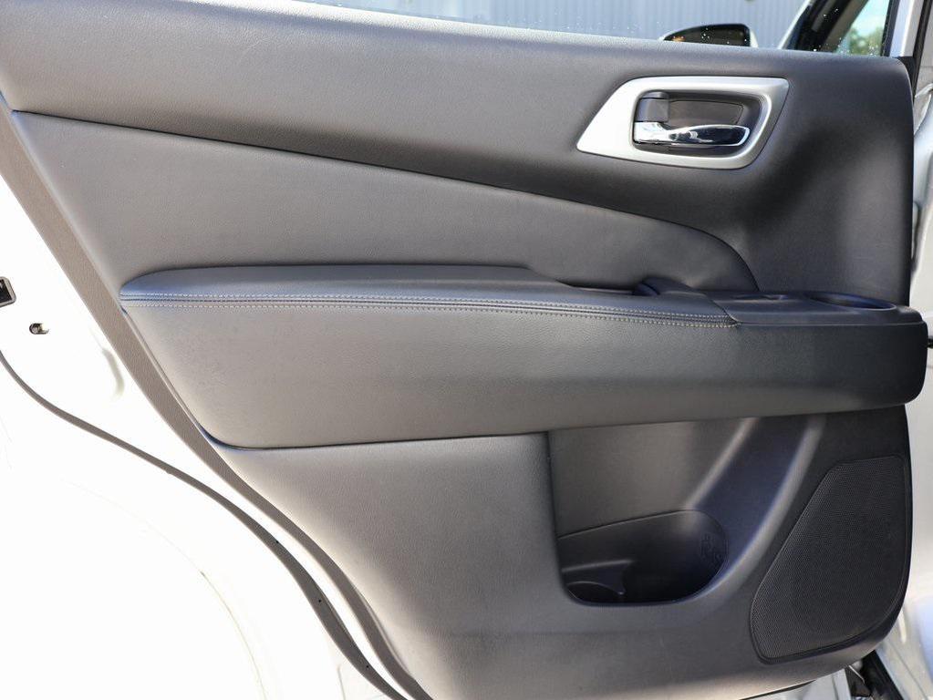 used 2020 Nissan Pathfinder car, priced at $17,499