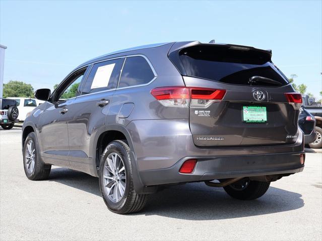 used 2018 Toyota Highlander car, priced at $23,299