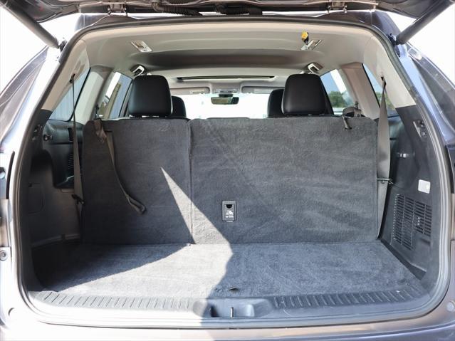 used 2018 Toyota Highlander car, priced at $23,299
