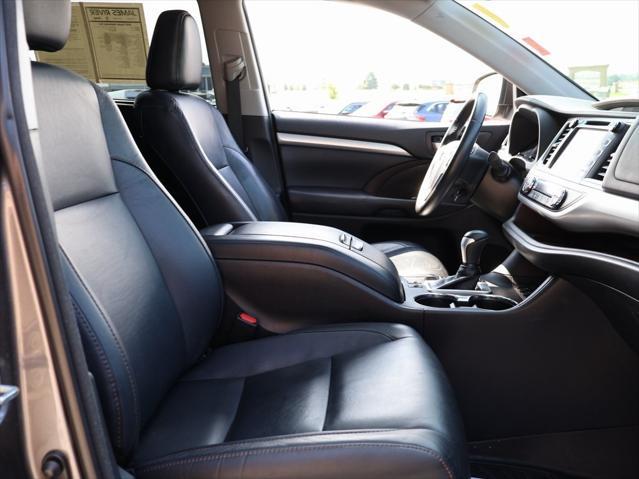 used 2018 Toyota Highlander car, priced at $23,299