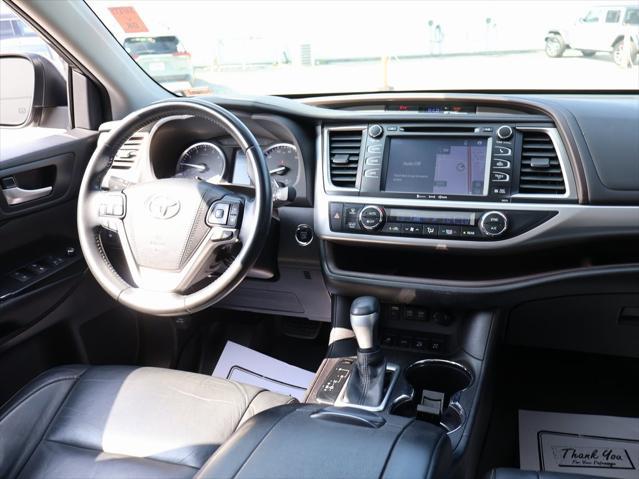 used 2018 Toyota Highlander car, priced at $23,299