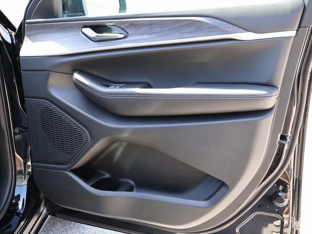 new 2025 Jeep Grand Cherokee L car, priced at $44,727
