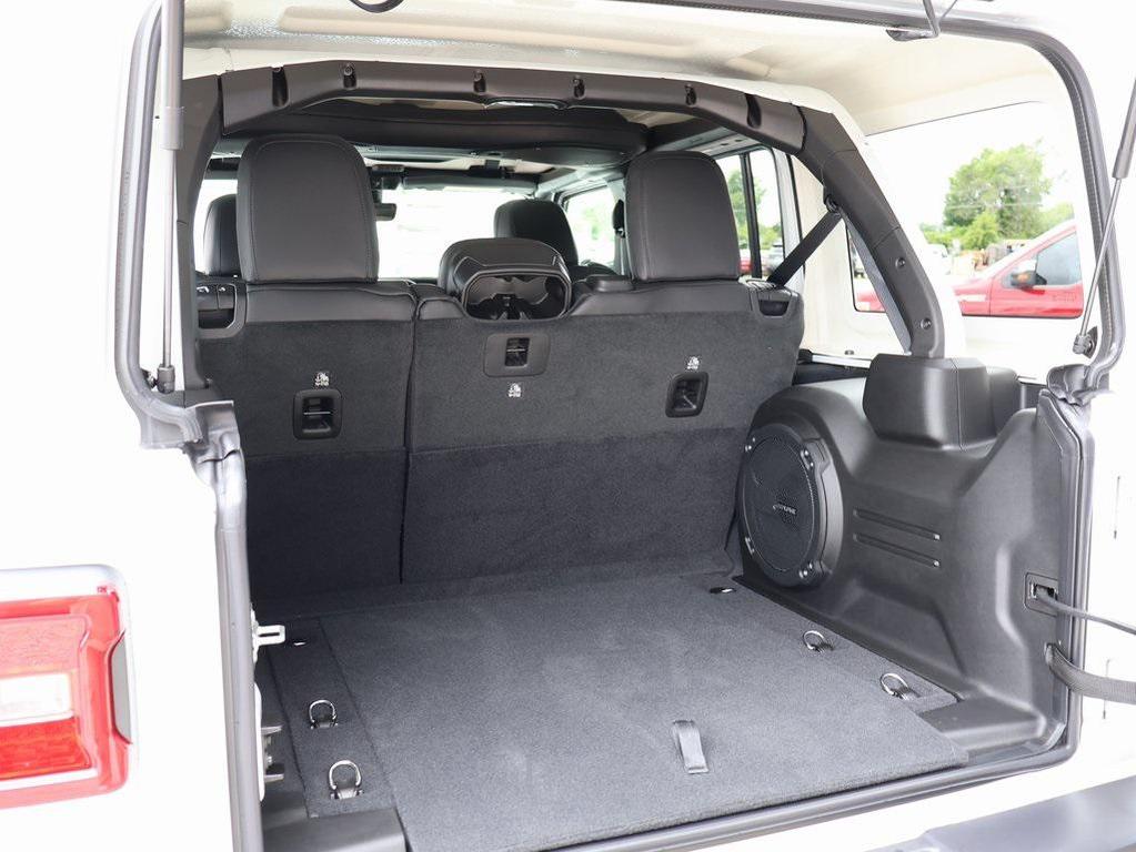 new 2025 Jeep Wrangler car, priced at $50,114