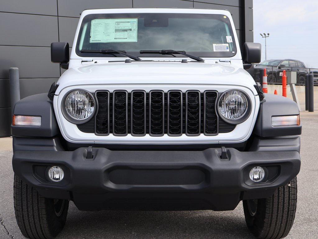 new 2025 Jeep Wrangler car, priced at $47,075