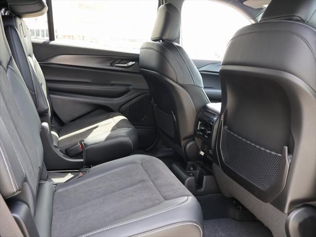new 2025 Jeep Grand Cherokee L car, priced at $41,492