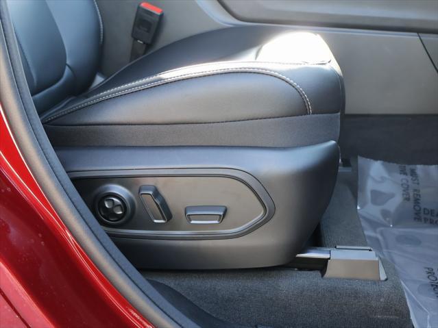 new 2025 Jeep Grand Cherokee L car, priced at $49,180