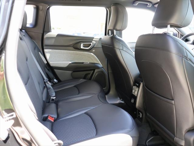 new 2025 Jeep Compass car, priced at $26,813