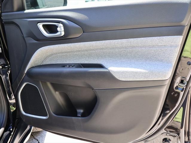 new 2025 Jeep Compass car, priced at $26,813