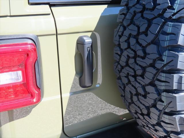 new 2025 Jeep Wrangler car, priced at $100,617