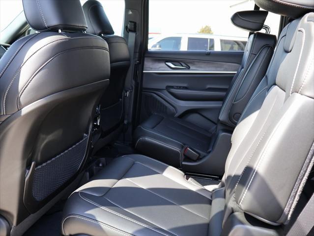 new 2025 Jeep Grand Cherokee L car, priced at $48,906