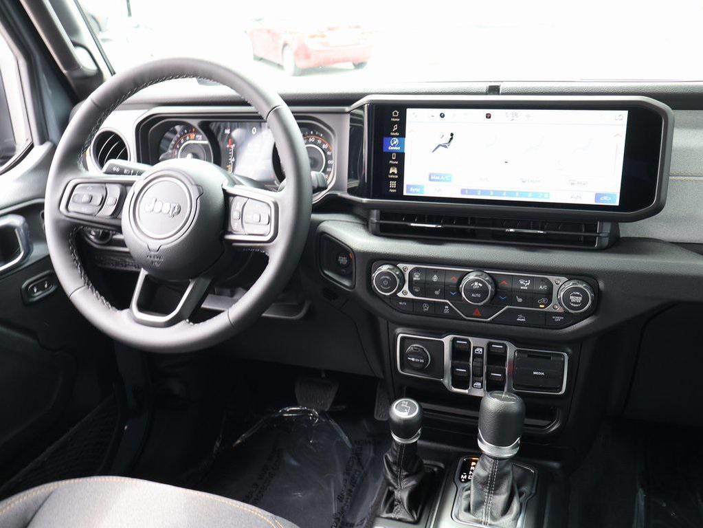 new 2025 Jeep Gladiator car, priced at $46,077