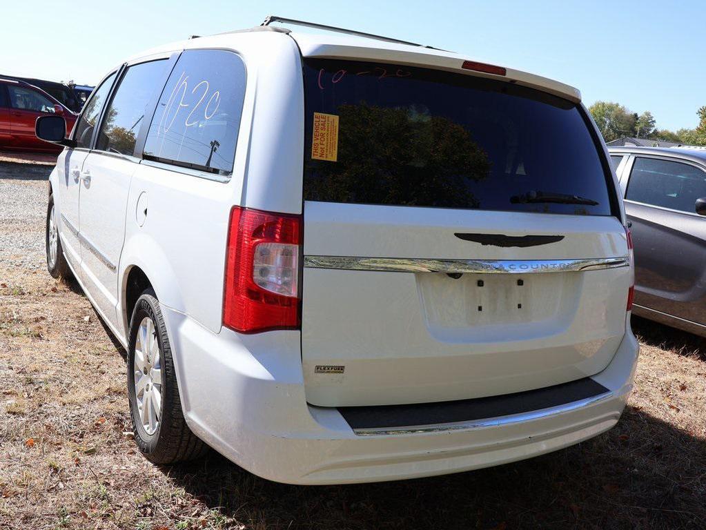 used 2014 Chrysler Town & Country car, priced at $7,326