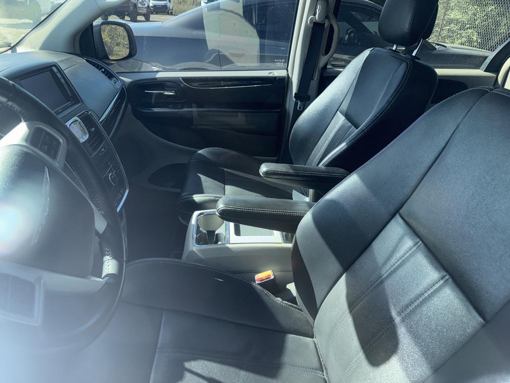 used 2014 Chrysler Town & Country car, priced at $7,326