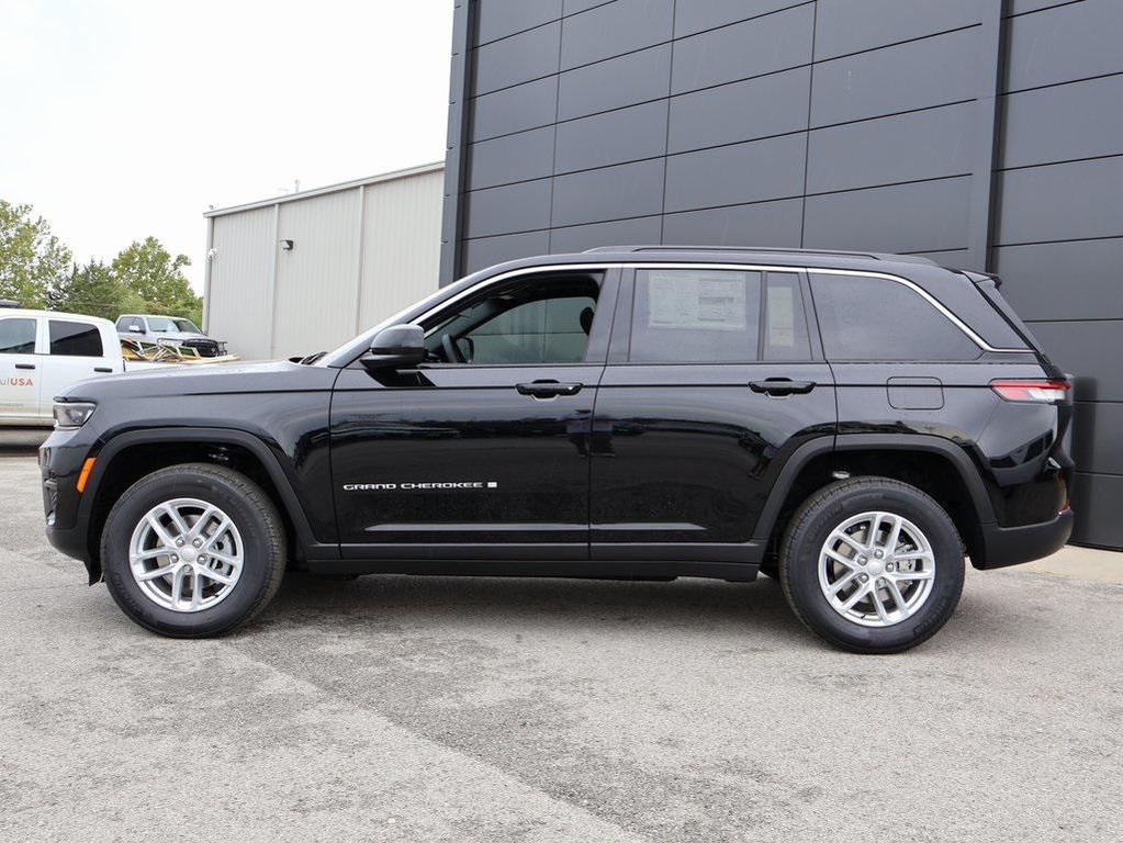 new 2025 Jeep Grand Cherokee car, priced at $34,811