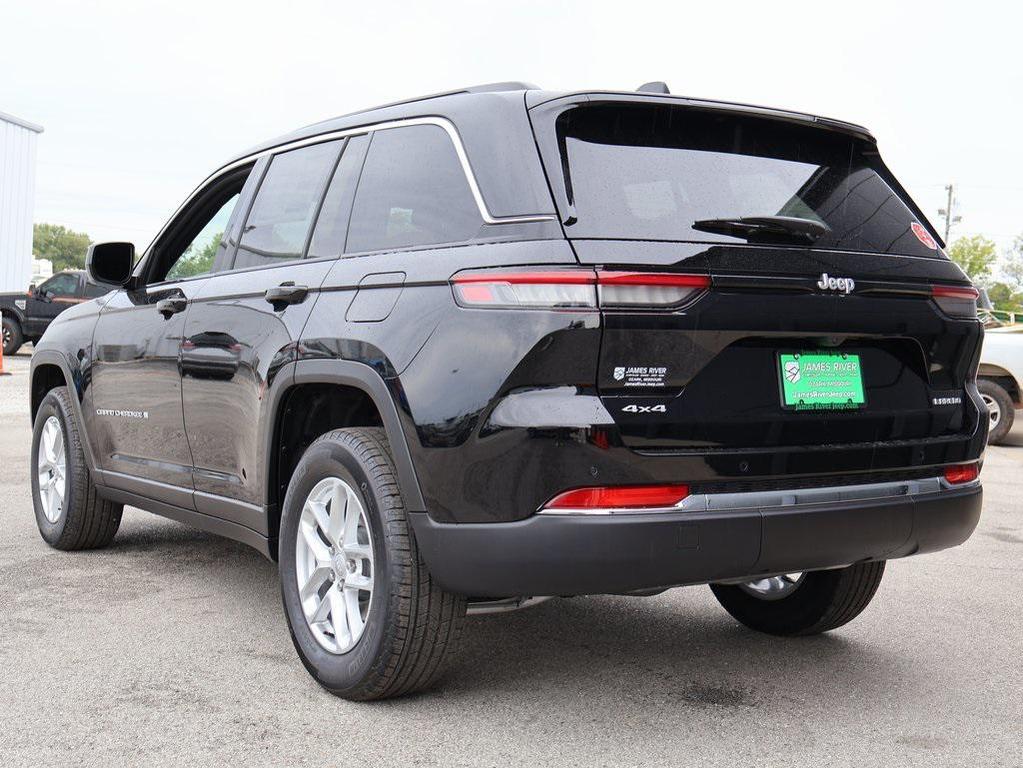new 2025 Jeep Grand Cherokee car, priced at $34,811