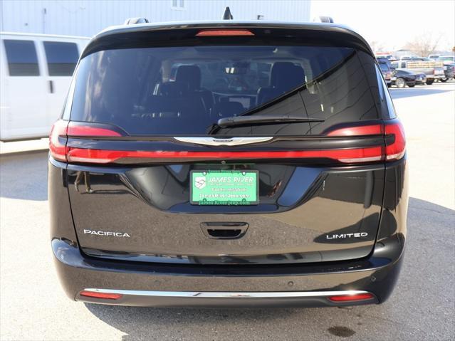 used 2022 Chrysler Pacifica car, priced at $25,552