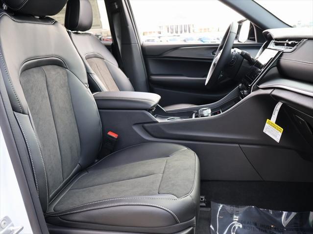 new 2025 Jeep Grand Cherokee car, priced at $40,580