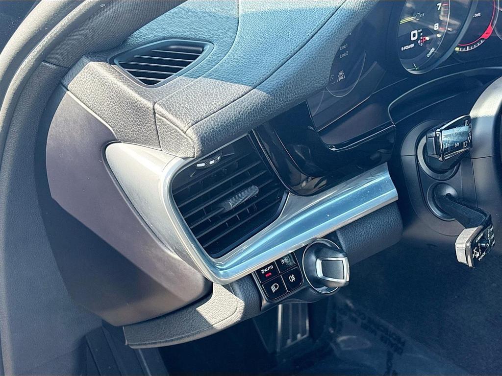 used 2018 Porsche Panamera e-Hybrid car, priced at $46,997