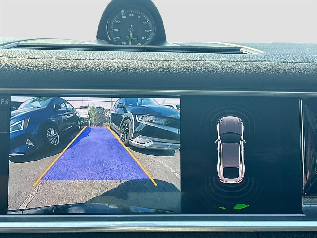 used 2018 Porsche Panamera e-Hybrid car, priced at $46,997