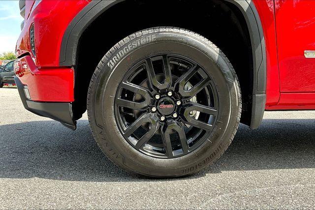 new 2025 GMC Sierra 1500 car, priced at $47,382