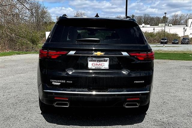 used 2022 Chevrolet Traverse car, priced at $38,500