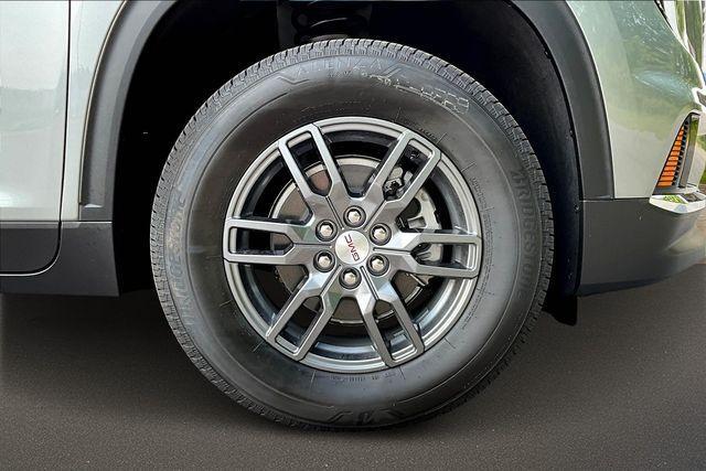 new 2025 GMC Acadia car, priced at $42,740