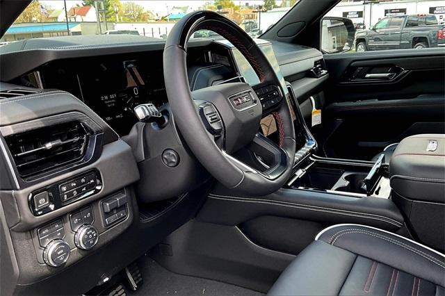new 2025 GMC Yukon car, priced at $100,640