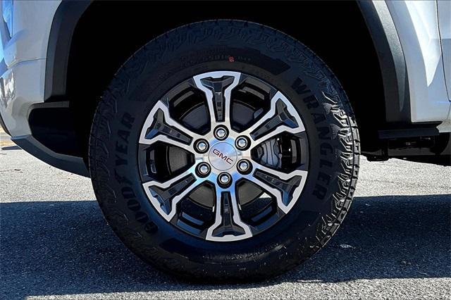 new 2025 GMC Canyon car, priced at $50,715