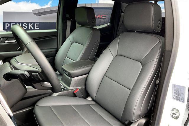 new 2025 GMC Canyon car, priced at $43,350