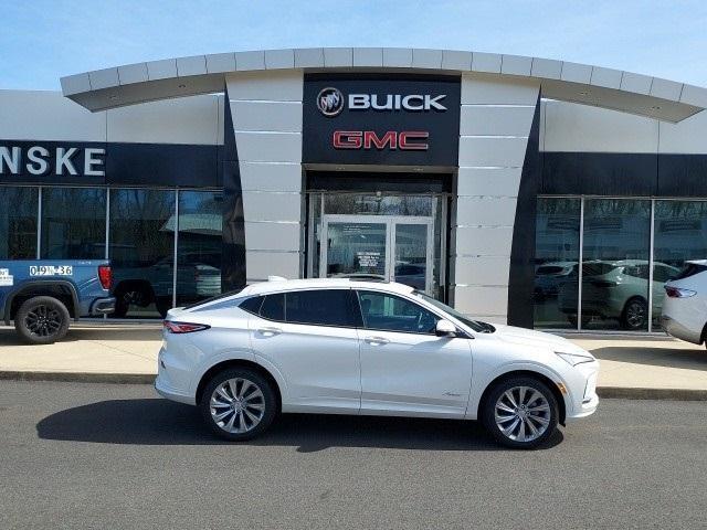 new 2024 Buick Envista car, priced at $29,600