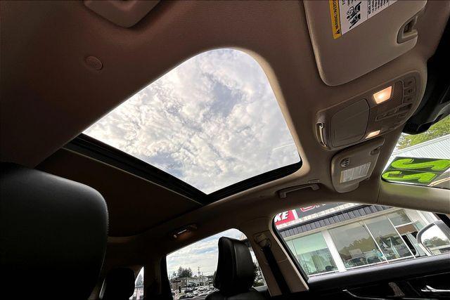 used 2022 Lincoln Nautilus car, priced at $35,500