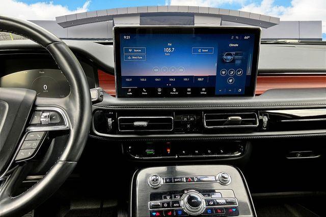 used 2022 Lincoln Nautilus car, priced at $35,500