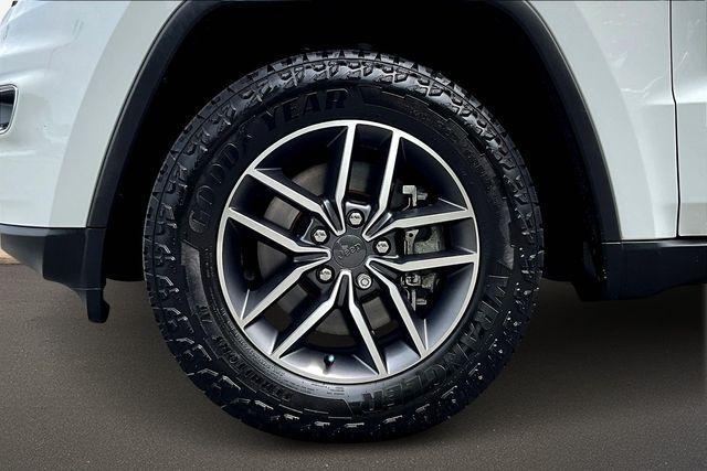 used 2021 Jeep Grand Cherokee car, priced at $25,000