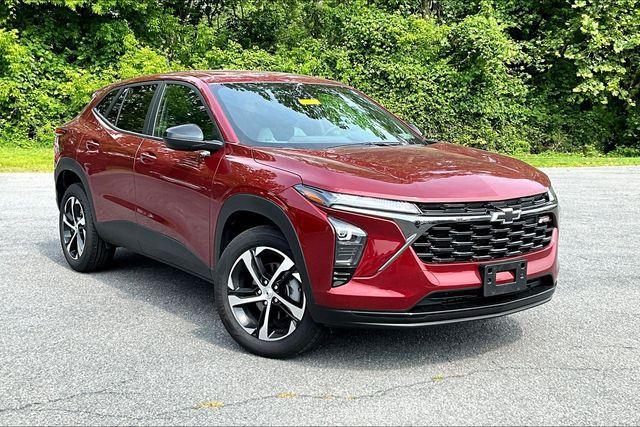 used 2025 Chevrolet Trax car, priced at $23,000