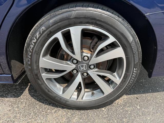 used 2023 Honda Odyssey car, priced at $29,995