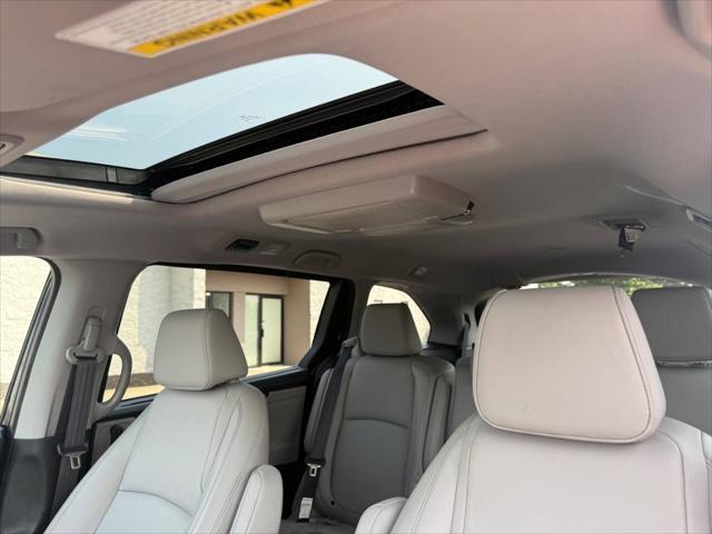 used 2023 Honda Odyssey car, priced at $29,995