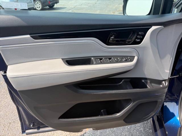 used 2023 Honda Odyssey car, priced at $29,995