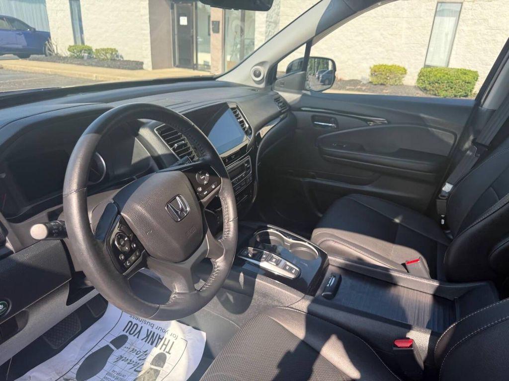 used 2022 Honda Pilot car, priced at $27,995