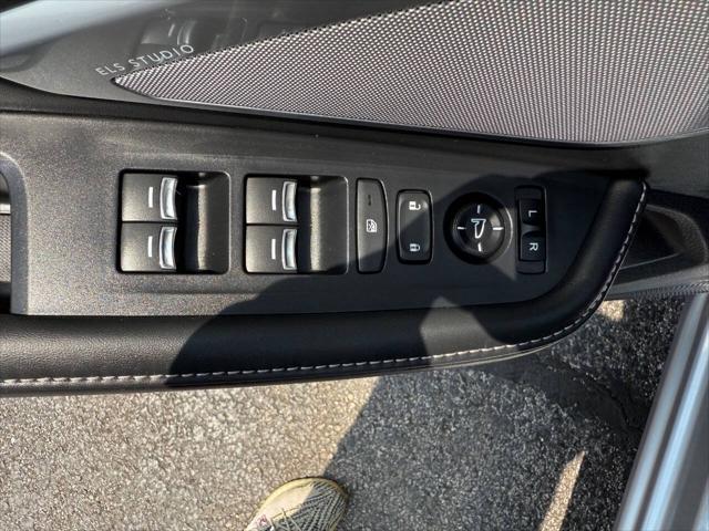 used 2024 Acura RDX car, priced at $28,995