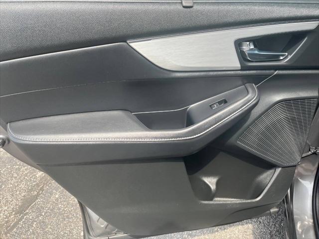 used 2024 Acura MDX car, priced at $37,995