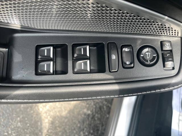 used 2024 Acura MDX car, priced at $37,995