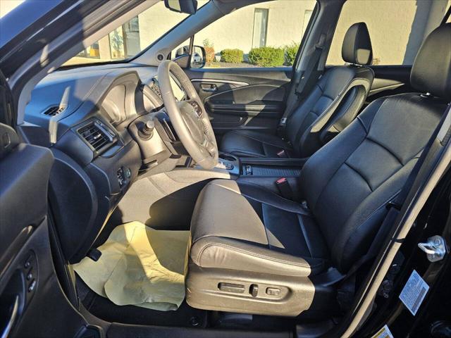 used 2022 Honda Pilot car, priced at $26,995