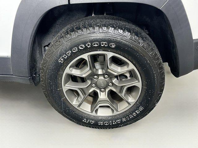 used 2022 Jeep Cherokee car, priced at $24,997