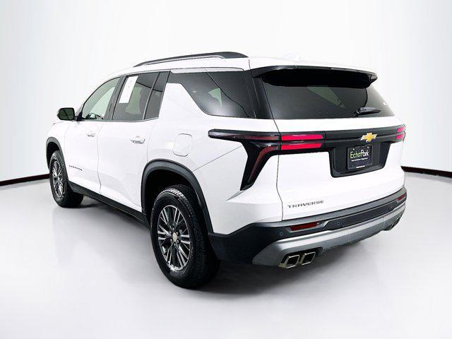 used 2025 Chevrolet Traverse car, priced at $35,397