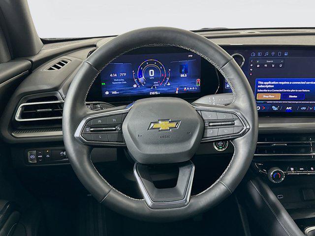 used 2025 Chevrolet Traverse car, priced at $35,397